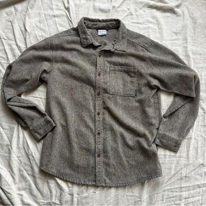 Columbia Men's Gray Button-Down Shirt